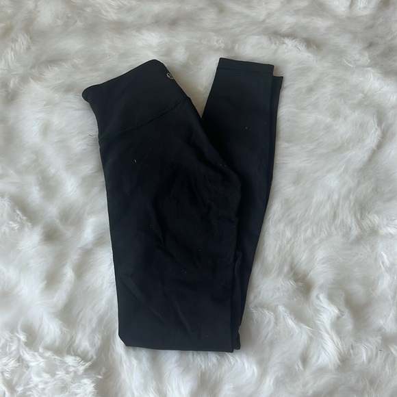 Lululemon leggings size 2. GREAT condition! - Picture 1 of 4